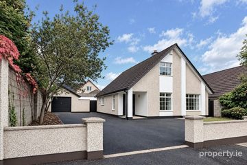8 Cashel Avenue, Cashel Downs, Kilkenny, Co. Kilkenny, R95RR8W