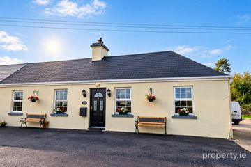Lakeview House, Brookhill, Claremorris, Co. Mayo, F12YA62