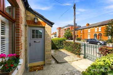 3 Connaught Parade, Phibsborough, Dublin 7, D07E043 — photo 2