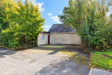 Sir John's Road, Carrick-on-Suir, Co. Tipperary, E32WY00