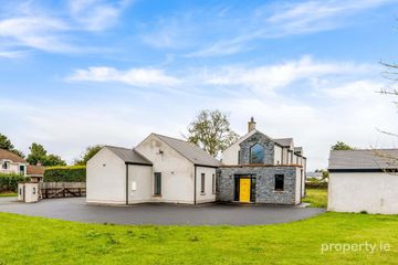 Dowsain Ghar, Knockmark, Drumree, Meath, A85 HY54