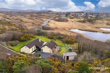 Lake Cottage, Dawros More, Letterfrack, Connemara, Co Galway., H91A7X0