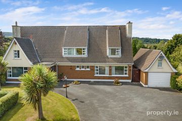 Carrabawn, 4 Sunnyhill Park, Cabinteely, Dublin 18, D18 H9W6