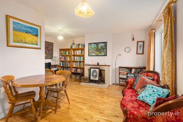 53 Rosemount Court, Booterstown, Co. Dublin, A94 VX66 — photo 3