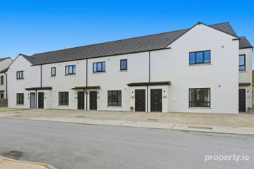 38 Sandyhill Lane, Glenconnor Village, Clonmel, Co. Tipperary, E91W6H6