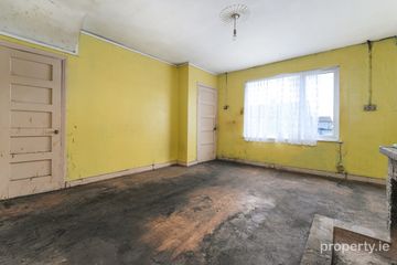 26 Ballygall Crescent, Finglas, Dublin 11 — photo 3