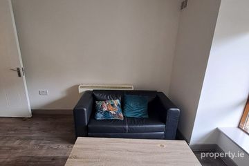 Apartment 9, Hanbury Mews, The Coombe, Dublin 8 — photo 2