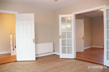 30 Corrovorrin Green, Ennis, Co. Clare, V95AHD6 — photo 2