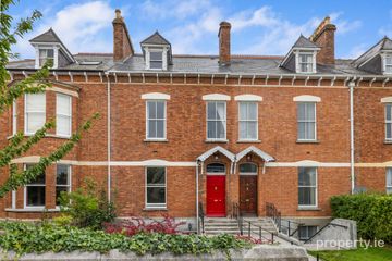 27 Cambridge Terrace, York Road, Dun Laoghaire, Co Dublin, A96 H2T7