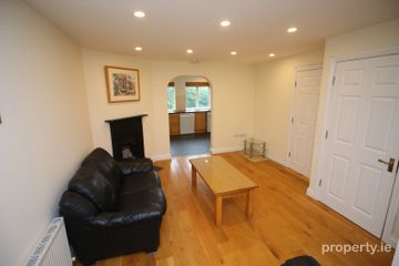 10 Maryborough Green, Maryborough Hill, Douglas, Co. Cork — photo 2