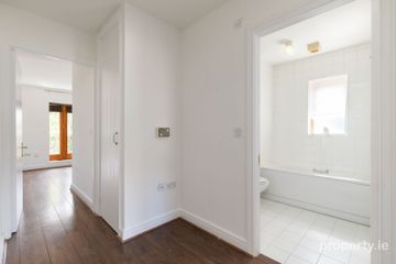 Apartment 15, Deerpark Lodge, Kiltipper, Dublin 24, D24VV35 — photo 2