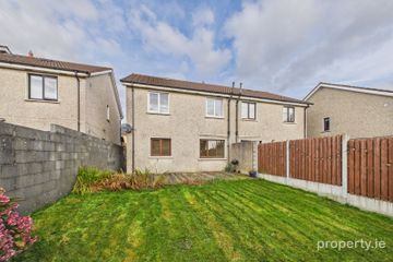 11 Asgard Avenue, Grange Manor, Waterford City Centre, Co. Waterford, X91YW2D — photo 2