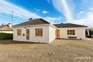 Brookside Lodge, 6 Saint Brigids Terrace, Rathnew, Co. Wicklow, A67FF29