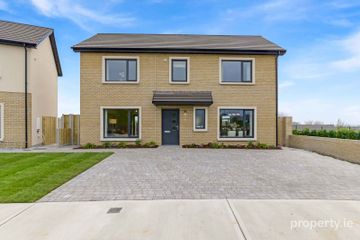 3 Bedroom Detached, Bridgegate, Ardee, Co. Louth — photo 2