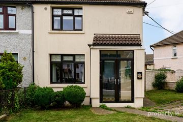 649 Carnlough Road, Cabra, Dublin 7, Co. Dublin, D07V9F9 — photo 2