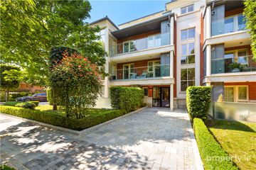 Penthouse, 70/80 Shrewsbury Square, Sandymount Avenue, Ballsbridge, Dublin 4, D04HH02 — photo 3