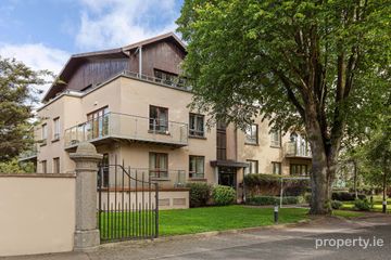 2 Rosehaven, Castleknock, Dublin 15, D15K7PF