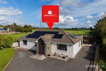 Gougane Lodge, Killanully, Ballygarvan, Co. Cork, T12YAE7 — photo 2