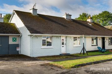 38 Saint Brochan's Park, Bracknagh, Co. Offaly, R51KH73 — photo 3