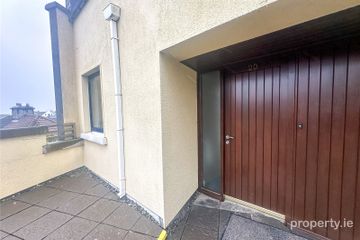 20 Crescent Court, Father Griffin Road, Galway City Centre, Galway, H91D8E8 — photo 3
