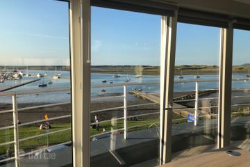 Marine Court Centre, Malahide, Co. Dublin — photo 3