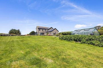 Kilfinnan, Glandore, Co Cork, P81K061 — photo 2