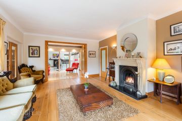 Holly Lodge, 1 Cenacle Grove, Killiney, Co Dublin, A96RX93 — photo 3