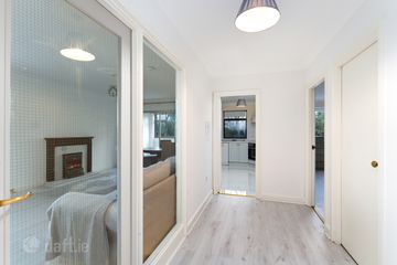 Apartment 82, Cherbury Court, Booterstown, Co. Dublin — photo 3