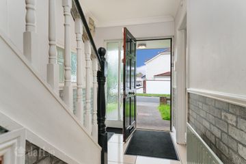 23 Earlsfort Avenue, Lucan, Co. Dublin — photo 2