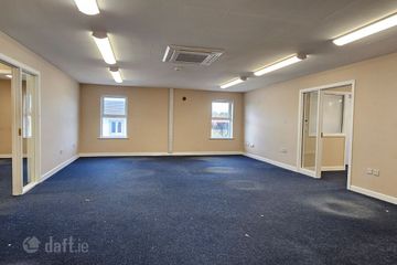 Enfield Town Centre, Johnstown Road, Enfield, Co. Meath — photo 2