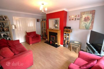 18 Beechfield Lawns, Clonee, Dublin 15, D15C7F6 — photo 2