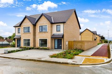 4 Bedroom Semi-Detached, Bridgegate, Ardee, Co. Louth — photo 3