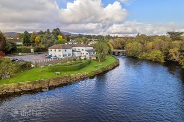 Ouvane Falls Inn, Ballylickey, Co. Cork, P75V624 — photo 3