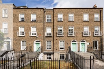 11-12 Warrington Place , Dublin 2, D02E221