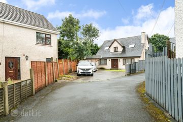 19A Springbank, Saggart, Co. Dublin — photo 2