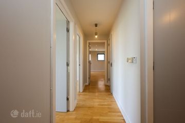 Apartment 16, The Quay, Market Point, Patrick Street, Mullingar, Co. Westmeath, N91FK26 — photo 2