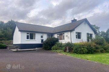 Reenavaude, Ardgroom, Beara, Co. Cork, P75VY40 — photo 2