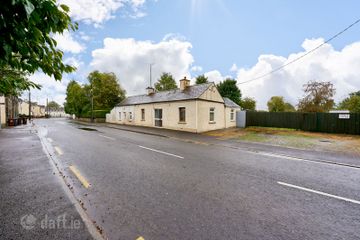 O'Growney Street, Athboy, Co. Meath, C15FD74 — photo 2