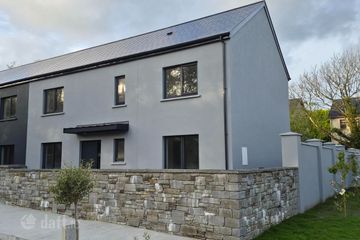 7 Clontaff Close, Church Road, Union Hall, Co. Cork — photo 2