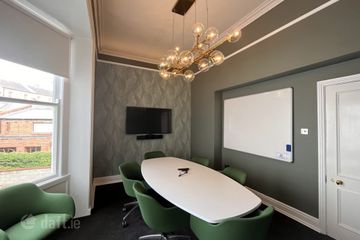38-39 Fitzwilliam Square, Pembr, Dublin 2 — photo 2