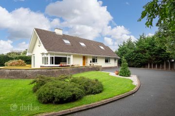 Monatrea, Maynooth Road, Celbridge, Co. Kildare, W23H677 — photo 2