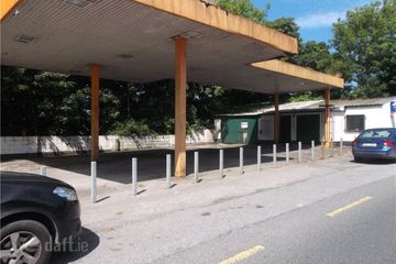 Garage & Forecourt, Main St — photo 2