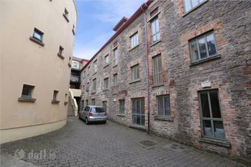 13 Preston Mills, Wellington Quay, Drogheda, Co Louth, A92KV10 — photo 2