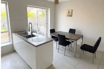 8 Parkside Way, Dublin 13, Clongriffin, Dublin 13, D13FXY2 — photo 2