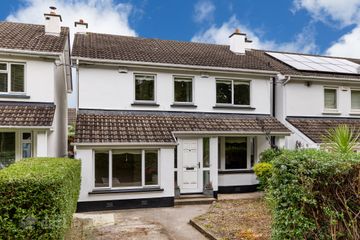 9 Stockton Grove, Castleknock, Dublin 15, D15 Y82W