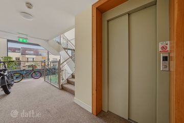 15 Mayeston Court, Finglas, Dublin 11 — photo 2