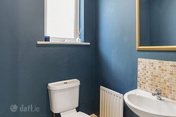 8 Latchford Green, Clonee, Dublin 15, D15 X3H7 — photo 3