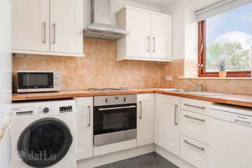 60 Adamstown Avenue, Adamstown Castle, Adamstown, Co. Dublin — photo 2