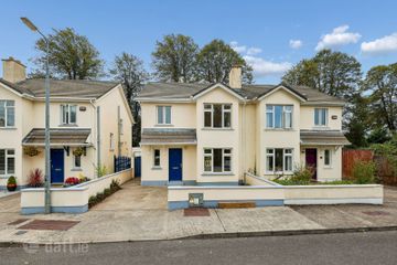 4 Saint Michael's Court, Athy, Co. Kildare, R14PA43