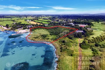 5.2 Acre Waterfront Site, Luimnigh East, Corrandulla, Co. Galway